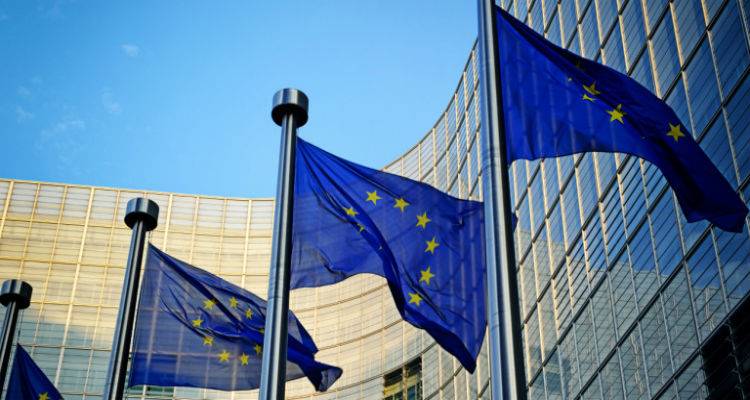 &Tau;&iota; &theta;&alpha; &gamma;ί&nu;&epsilon;&iota; &mu;&epsilon; &tau;&omicron;&nu; &delta;&iota;ά&delta;&omicron;&chi;&omicron; &tau;&omicron;&upsilon; &Gamma;&iota;&omicron;ύ&nu;&kappa;&epsilon;&rho; | &Pi;&omicron;&iota;&omicron;&sigmaf; &sigma;&tau;&eta;&rho;ί&zeta;&epsilon;&iota; &pi;&omicron;&iota;&omicron;&nu;