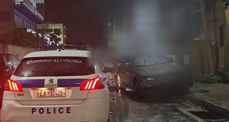 Περιστέρι: Πώς έγινε το φονικό έξω από το κλαμπ στο Μπουρνάζι -Με καταγωγή από τη Βουλγαρία το 37χρονο θύμα