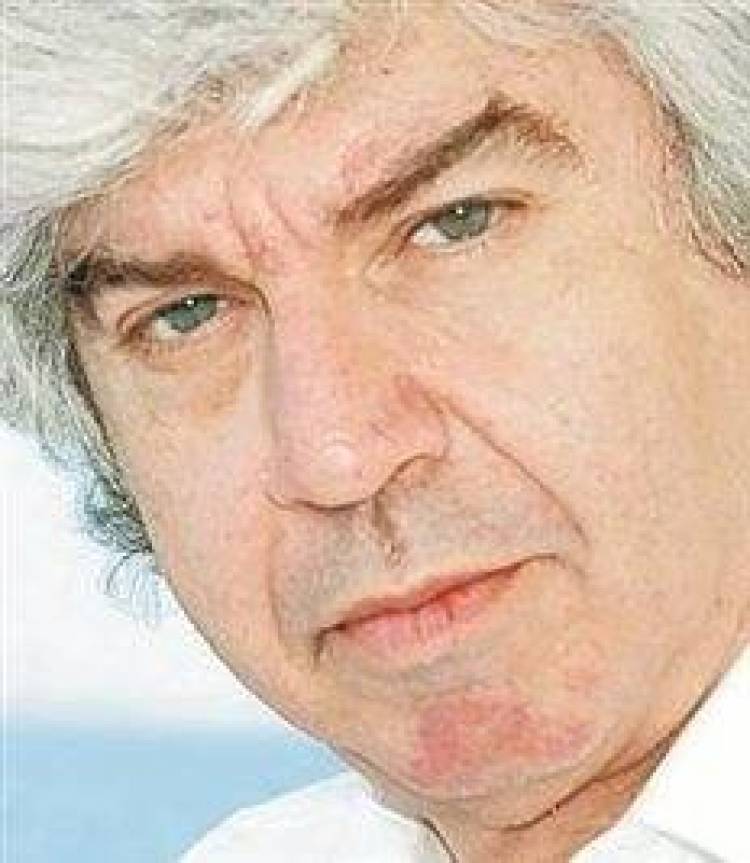 [&Alpha;&nu;&omicron;&rho;&theta;ό&delta;&omicron;&xi;&alpha;] &Alpha;&nu;ά&mu;&epsilon;&sigma;&alpha; &sigma;&tau;&omicron;&nu; &sigma;&epsilon;&xi;&iota;&sigma;&mu;ό &kappa;&alpha;&iota; &sigma;&tau;&omicron; &pi;&alpha;&rho;ά&lambda;&omicron;&gamma;&omicron;