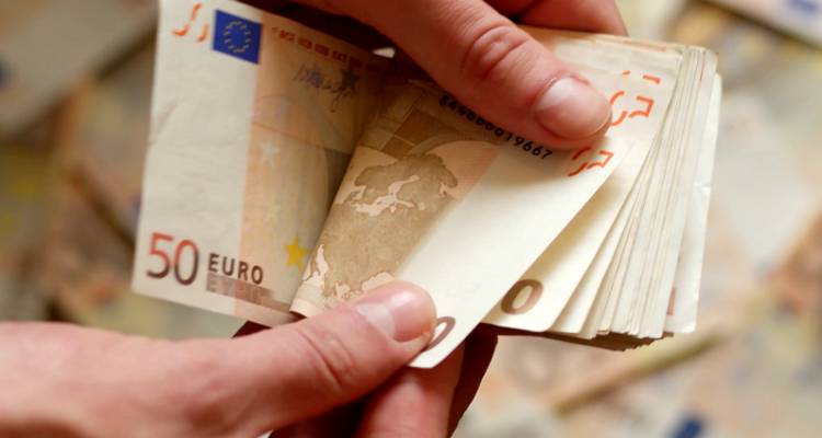 &Nu;έ&alpha; &rho;ύ&theta;&mu;&iota;&sigma;&eta; 100 &delta;ό&sigma;&epsilon;&omega;&nu; &gamma;&iota;&alpha; &omicron;&phi;&epsilon;&iota;&lambda;έ&sigmaf; &sigma;&tau;&omicron;&upsilon;&sigmaf; &Delta;ή&mu;&omicron;&upsilon;&sigmaf;