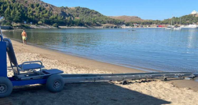 Ό&tau;&alpha;&nu; &eta; &theta;ά&lambda;&alpha;&sigma;&sigma;&alpha; &pi;&alpha;&rho;&alpha;&mu;έ&nu;&epsilon;&iota; &alpha;&pi;&rho;ό&sigma;&iota;&tau;&eta; | &Eta; &iota;&sigma;&tau;&omicron;&rho;ί&alpha; &tau;&eta;&sigmaf; &Epsilon;&lambda;έ&nu;&eta;&sigmaf; &alpha;&pi;ό &tau;&eta; &Lambda;ή&mu;&nu;&omicron; &mu;&epsilon; &pi;&omicron;&sigma;&omicron;&sigma;&tau;ό &alpha;&nu;&alpha;&pi;&eta;&rho;ί&alpha;&sigmaf; 85% &sigma;&tau;&eta;&nu; &Kappa;&upsilon;&rho;&iota;&alpha;&kappa;ά&tau;&iota;&kappa;&eta; &laquo;&Kappa;&alpha;&theta;&eta;&mu;&epsilon;&rho;&iota;&nu;ή&raquo;