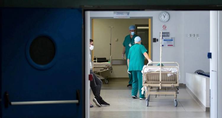&Phi;&lambda;ώ&rho;&iota;&nu;&alpha;: &Pi;ώ&sigmaf; &delta;&eta;&lambda;&eta;&tau;&eta;&rho;&iota;ά&sigma;&tau;&eta;&kappa;&alpha;&nu; &alpha;&pi;ό &mu;&omicron;&nu;&omicron;&xi;&epsilon;ί&delta;&iota;&omicron; &tau;&omicron;&upsilon; ά&nu;&theta;&rho;&alpha;&kappa;&alpha; &omicron;&iota; 14 έ&nu;&omicron;&iota;&kappa;&omicron;&iota; &tau;&omicron;&upsilon; &xi;&epsilon;&nu;&omicron;&delta;&omicron;&chi;&epsilon;ί&omicron;&upsilon; | &Sigma;&epsilon; &sigma;&omicron;&beta;&alpha;&rho;ή &kappa;&alpha;&tau;ά&sigma;&tau;&alpha;&sigma;&eta; έ&nu;&alpha;&sigmaf; 48&chi;&rho;&omicron;&nu;&omicron;&sigmaf;