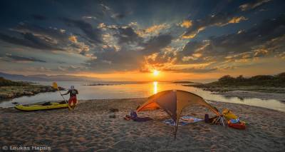 Focus &sigma;&tau;&omicron;&nu; &Lambda;&eta;&mu;&nu;&iota;ό &Lambda;&omicron;&upsilon;&kappa;ά &Chi;&alpha;&psi;ή, &tau;&omicron;&nu; &Lambda;&epsilon;&omicron;&nu;ά&rho;&nu;&tau;&omicron; &nu;&tau;&alpha; &Beta;ί&nu;&tau;&sigma;&iota; &tau;&eta;&sigmaf; &Phi;&omega;&tau;&omicron;&gamma;&rho;&alpha;&phi;ί&alpha;&sigmaf; (photos)