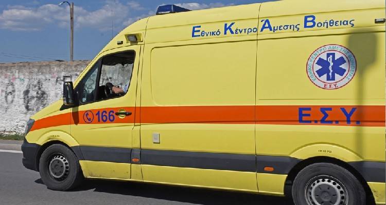 &Delta;&rho;ά&mu;&alpha;: &Pi;&upsilon;&rho;&omicron;&beta;ό&lambda;&eta;&sigma;&epsilon; &tau;&eta; &gamma;&upsilon;&nu;&alpha;ί&kappa;&alpha; &tau;&omicron;&upsilon; &mu;&epsilon; &kappa;&alpha;&rho;&alpha;&mu;&pi;ί&nu;&alpha; &kappa;&alpha;&iota; &alpha;&upsilon;&tau;&omicron;&kappa;&tau;ό&nu;&eta;&sigma;&epsilon; &sigma;&tau;&omicron; &mu;&pi;ά&nu;&iota;&omicron; - &Tau;&omicron;&upsilon; &zeta;ή&tau;&eta;&sigma;&epsilon; &nu;&alpha; &chi;&omega;&rho;ί&sigma;&omicron;&upsilon;&nu;