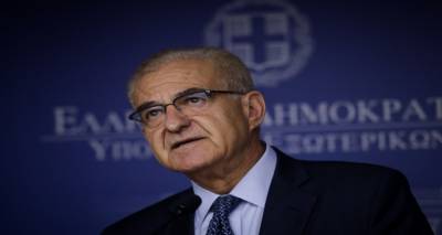 &Omicron; &pi;&rho;. &Upsilon;&phi;. &Epsilon;&xi;&omega;&tau;&epsilon;&rho;&iota;&kappa;ώ&nu; &Alpha;&nu;&tau;ώ&nu;&eta;&sigmaf; &Delta;&iota;&alpha;&mu;&alpha;&tau;ά&rho;&eta;&sigmaf; &sigma;&tau;&omicron; &pi;&lambda;&epsilon;&upsilon;&rho;ό &tau;&omicron;&upsilon; &Nu;&omicron;&sigma;&omicron;&kappa;&omicron;&mu;&epsilon;ί&omicron;&upsilon; &Lambda;ή&mu;&nu;&omicron;&upsilon;
