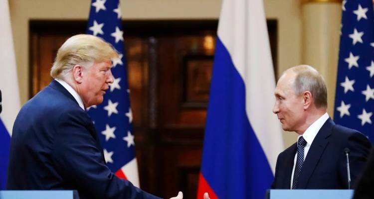 Ο πόλεμος στην Ουκρανία και η διεθνής διπλωματία βρίσκονται στο προσκήνιο, ενώ οι Ευρωπαίοι ηγέτες ζητούν άμεση συνομιλία με τον Ντόναλντ Τραμπ, πριν την προγραμματισμένη για σήμερα τηλεφωνική του επικοινωνία με τον Βλαντίμιρ Πούτιν