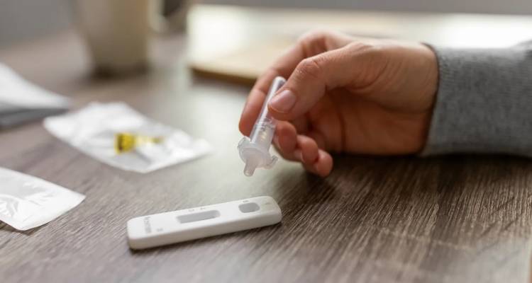 &Kappa;&alpha;&mu;&pi;&alpha;&nu;ά&kappa;&iota; &Tau;&zeta;&alpha;&nu;ά&kappa;&eta; &gamma;&iota;&alpha; &tau;&eta; &gamma;&rho;ί&pi;&eta; &Alpha;: &laquo;&Theta;&alpha; &nu;&omicron;&sigma;ή&sigma;&omicron;&upsilon;&nu; 1-2 &epsilon;&kappa;&alpha;&tau;. Έ&lambda;&lambda;&eta;&nu;&epsilon;&sigmaf;&raquo; | &Tau;&iota; &epsilon;&mu;&phi;&alpha;&nu;ί&zeta;&omicron;&upsilon;&nu; &omicron;&iota; &pi;&epsilon;&rho;&iota;&sigma;&sigma;ό&tau;&epsilon;&rho;&omicron;&iota; &alpha;&sigma;&theta;&epsilon;&nu;&epsilon;ί&sigmaf; &sigma;&tau;&alpha; &nu;&omicron;&sigma;&omicron;&kappa;&omicron;&mu;&epsilon;ί&alpha;