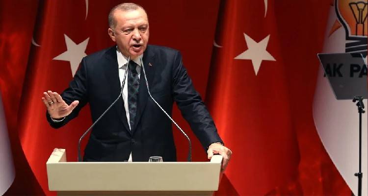 &Epsilon;&rho;&nu;&tau;&omicron;&gamma;ά&nu;: &Eta; &laquo;&delta;&iota;&alpha;&gamma;&rho;&alpha;&phi;ή&raquo; &Mu;&eta;&tau;&sigma;&omicron;&tau;ά&kappa;&eta;, &tau;&omicron; &laquo;&beta;έ&tau;&omicron;&raquo; &sigma;&tau;&iota;&sigmaf; &Eta;&Pi;&Alpha; &kappa;&alpha;&iota; &tau;&omicron; &laquo;&lambda;ά&phi;&upsilon;&rho;&omicron;&raquo; &tau;&eta;&sigmaf; &Sigma;&upsilon;&rho;ί&alpha;&sigmaf;