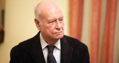 Πέθανε ο Γιάννης Διακογιάννης