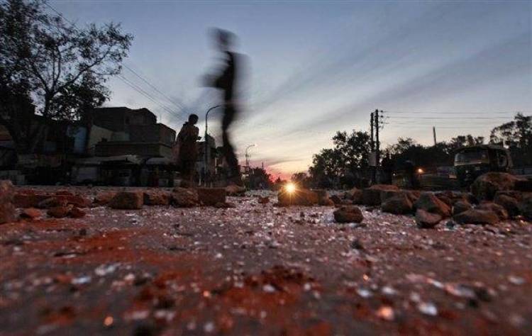 Ινδία: βιασμός επτάχρονης μαθήτριας πυροδοτεί νέα βίαια επεισόδια