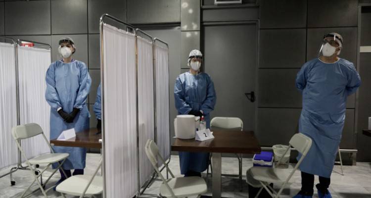 &Alpha;&upsilon;&sigma;&tau;&eta;&rho;ό&tau;&epsilon;&rho;&omicron;&iota; έ&lambda;&epsilon;&gamma;&chi;&omicron;&iota;, &gamma;&iota;&alpha; &nu;&alpha; &mu;&eta;&nu; &mu;&pi;&omicron;ύ&mu;&epsilon; &sigma;&epsilon; 2&omicron; &kappa;ύ&mu;&alpha; &kappa;&omicron;&rho;&omega;&nu;&omicron;ϊ&omicron;ύ | &Pi;&iota;έ&zeta;&omicron;&upsilon;&nu; &gamma;&iota;&alpha; &tau;&eta; &mu;ά&sigma;&kappa;&alpha; &omicron;&iota; &epsilon;&iota;&delta;&iota;&kappa;&omicron;ί