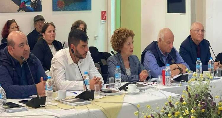 «Ιστορική» χαρακτήρισε η Περιφέρεια τη συνεδρίαση στους Φούρνους