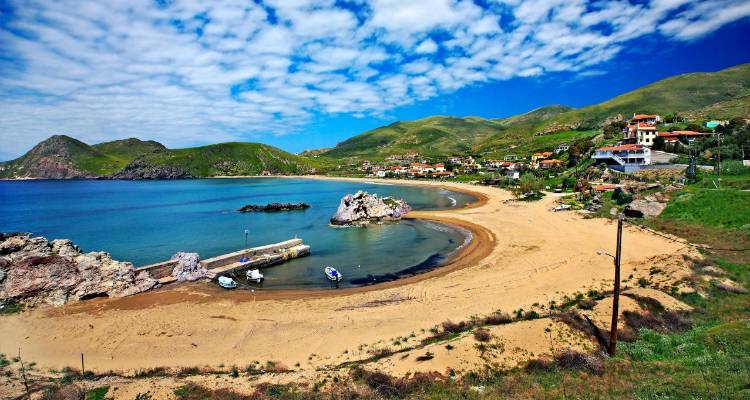 &Lambda;ή&mu;&nu;&omicron;&sigmaf;: &Chi;&omega;&rho;ί&sigmaf; &rho;&epsilon;ύ&mu;&alpha; &tau;&omicron; &pi;&rho;&omega;ί &tau;&eta;&sigmaf; &Delta;&epsilon;&upsilon;&tau;έ&rho;&alpha;&sigmaf; &omicron; Ά&gamma;&iota;&omicron;&sigmaf; &Iota;&omega;ά&nu;&nu;&eta;&sigmaf;