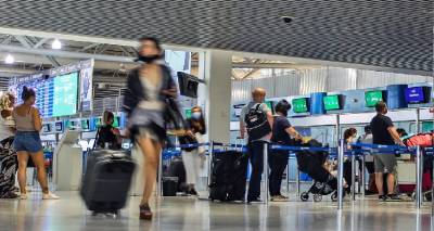 &Kappa;&alpha;&pi;&rho;&alpha;&beta;έ&lambda;&omicron;&sigmaf;: &Tau;&rho;&iota;&pi;&lambda;ά&sigma;&iota;&alpha; &alpha;ύ&xi;&eta;&sigma;&eta; &theta;&alpha;&nu;ά&tau;&omega;&nu; &tau;&omicron;&nu; &Iota;&omicron;ύ&lambda;&iota;&omicron; &sigma;&epsilon; &sigma;&chi;έ&sigma;&eta; &mu;&epsilon; &pi;έ&rho;&sigma;&iota;