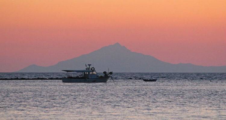 &Alpha;ί&theta;&rho;&iota;&omicron;&sigmaf; &omicron; &kappa;&alpha;&iota;&rho;ό&sigmaf; &sigma;&tau;&eta; &Lambda;ή&mu;&nu;&omicron; (mp3)