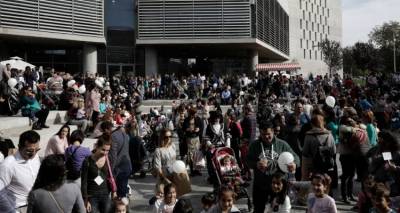 &Epsilon;&pi;ί&delta;&omicron;&mu;&alpha; &pi;&alpha;&iota;&delta;&iota;&omicron;ύ &Alpha;21: &Sigma;&tau;&iota;&sigmaf; 31 &Mu;&alpha;&rho;&tau;ί&omicron;&upsilon; &eta; &pi;&lambda;&eta;&rho;&omega;&mu;ή &tau;&omega;&nu; &delta;&iota;&kappa;&alpha;&iota;&omicron;ύ&chi;&omega;&nu; | &Tau;&alpha; &pi;&omicron;&sigma;ά, &pi;&alpha;&rho;&alpha;&delta;&epsilon;ί&gamma;&mu;&alpha;&tau;&alpha;