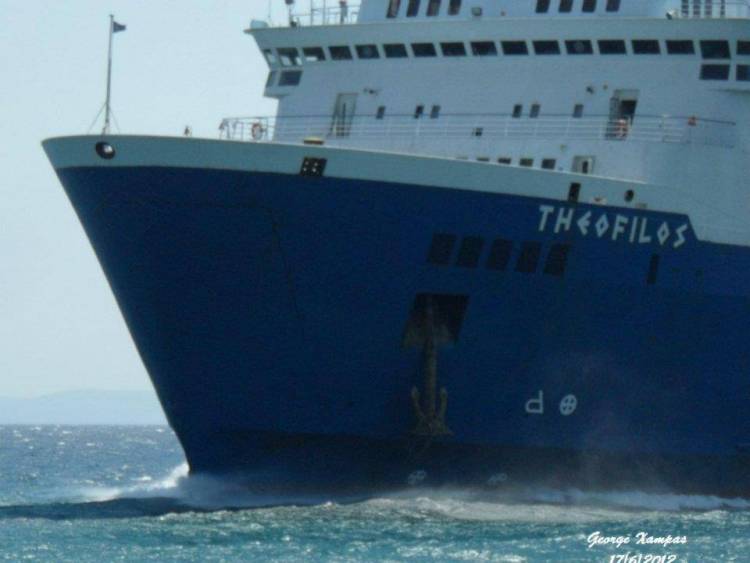 Τραυματισμός ναυτικού στο πλοίο «Θεόφιλος»