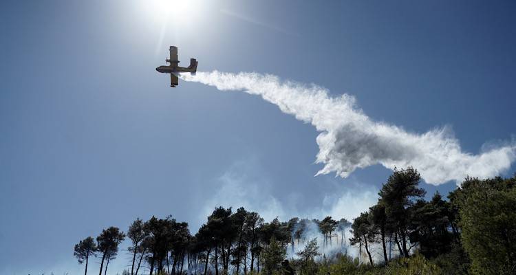 &Pi;&tau;ώ&sigma;&eta; Canadair: &Nu;&epsilon;&kappa;&rho;&omicron;ί &omicron;&iota; &delta;&upsilon;&omicron; &pi;&iota;&lambda;ό&tau;&omicron;&iota;