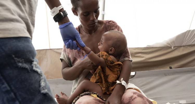 Oxfam: &Epsilon;&pi;&iota;&delta;&epsilon;&iota;&nu;ώ&theta;&eta;&kappa;&epsilon; &eta; &pi;&epsilon;ί&nu;&alpha; &sigma;&tau;&omicron;&nu; &kappa;ό&sigma;&mu;&omicron; &tau;&omicron; 2020