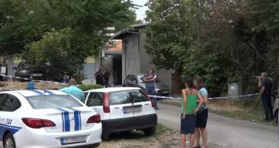 &Mu;&alpha;&upsilon;&rho;&omicron;&beta;&omicron;ύ&nu;&iota;&omicron;: Ά&nu;&tau;&rho;&alpha;&sigmaf; &sigma;&epsilon; &alpha;&mu;ό&kappa; &beta;&gamma;ή&kappa;&epsilon; &sigma;&tau;&omicron;&upsilon;&sigmaf; &delta;&rho;ό&mu;&omicron;&upsilon;&sigmaf; &pi;&upsilon;&rho;&omicron;&beta;&omicron;&lambda;ώ&nu;&tau;&alpha;&sigmaf; &kappa;&alpha;&iota; &sigma;&kappa;ό&tau;&omega;&sigma;&epsilon; 10 ά&tau;&omicron;&mu;&alpha;