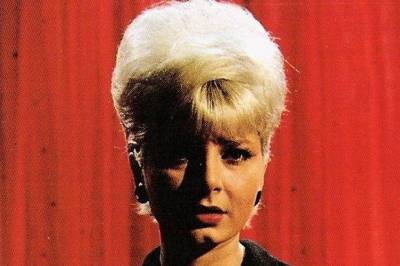 &Eta; &Tau;&zeta;έ&nu;&eta; &eta; &laquo;&sigma;&kappa;&lambda;ά&beta;&alpha;&raquo; &kappa;&alpha;&iota; '&gamma;&omega;