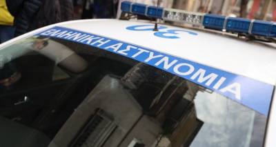 &Sigma;&upsilon;&nu;&alpha;&gamma;&epsilon;&rho;&mu;ό&sigmaf; &sigma;&tau;&omicron; &Kappa;&omicron;&rho;&omega;&pi;ί: Ά&nu;&delta;&rho;&alpha;&sigmaf; &epsilon;&iota;&sigma;έ&beta;&alpha;&lambda;&epsilon; &sigma;&tau;&omicron; &Alpha;&sigma;&tau;&upsilon;&nu;&omicron;&mu;&iota;&kappa;ό &Tau;&mu;ή&mu;&alpha;, &tau;&rho;&alpha;&upsilon;&mu;ά&tau;&iota;&sigma;&epsilon; &alpha;&sigma;&tau;&upsilon;&nu;&omicron;&mu;&iota;&kappa;&omicron;ύ&sigmaf; &kappa;&alpha;&iota; &sigma;&upsilon;&nu;&epsilon;&lambda;ή&phi;&theta;&eta;