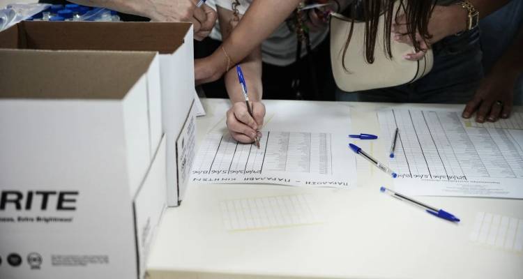 &Pi;&alpha;&nu;&epsilon;&lambda;&lambda;&alpha;&delta;&iota;&kappa;έ&sigmaf;: &Pi;ή&rho;&alpha;&nu; ά&rho;&iota;&sigma;&tau;&alpha; &omicron;&iota; &delta;ύ&omicron; &upsilon;&pi;&omicron;&psi;ή&phi;&iota;&omicron;&iota; &tau;&omega;&nu; &Epsilon;&Pi;&Alpha;&Lambda; &pi;&omicron;&upsilon; &epsilon;&xi;&epsilon;&tau;ά&sigma;&tau;&eta;&kappa;&alpha;&nu; &kappa;&alpha;&tau;ά &lambda;ά&theta;&omicron;&sigmaf; &sigma;&epsilon; &mu;ά&theta;&eta;&mu;&alpha; &tau;&omega;&nu; &Gamma;&Epsilon;&Lambda; -&Eta; &alpha;&nu;&alpha;&kappa;&omicron;ί&nu;&omega;&sigma;&eta; &tau;&omicron;&upsilon; &Epsilon;&Omicron;&Epsilon;