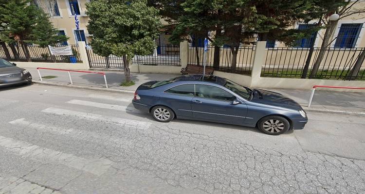 &Omicron;&iota; &mu;&alpha;&theta;&eta;&tau;έ&sigmaf; &tau;&omicron;&upsilon; &Gamma;&Epsilon;&Lambda; &Mu;ύ&rho;&iota;&nu;&alpha;&sigmaf; &ldquo;&alpha;&lambda;&lambda;ά&zeta;&omicron;&upsilon;&nu;&rdquo; &sigma;&tau;&iota;&sigmaf; &delta;&iota;&alpha;&beta;ά&sigma;&epsilon;&iota;&sigmaf; &mu;&pi;&rho;&omicron;&sigma;&tau;ά &alpha;&pi;ό &tau;&omicron; &sigma;&chi;&omicron;&lambda;&epsilon;ί&omicron; &kappa;&alpha;&iota; &sigma;&alpha;&sigmaf; &theta;έ&lambda;&omicron;&upsilon;&nu; &sigma;&upsilon;&mu;&mu;ά&chi;&omicron;&upsilon;&sigmaf; &tau;&omicron;&upsilon;&sigmaf;