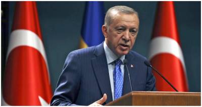 &Pi;&rho;&omicron;&kappa;&lambda;&eta;&tau;&iota;&kappa;ό&sigmaf; &omicron; &Epsilon;&rho;&nu;&tau;&omicron;&gamma;ά&nu;: &Phi;έ&rho;&nu;&epsilon;&iota; ά&mu;&epsilon;&sigma;&alpha; &pi;&rho;&omicron;&sigmaf; &psi;ή&phi;&iota;&sigma;&eta; &tau;&omicron; &pi;&alpha;&rho;ά&nu;&omicron;&mu;&omicron; &tau;&omicron;&upsilon;&rho;&kappa;&omicron;&lambda;&iota;&beta;&upsilon;&kappa;ό &mu;&nu;&eta;&mu;ό&nu;&iota;&omicron;