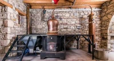 &Gamma;&iota;&omicron;&rho;&tau;ή &Rho;&alpha;&kappa;&iota;&omicron;ύ: 4 &kappa;&alpha;&iota; 5 &Delta;&epsilon;&kappa;&epsilon;&mu;&beta;&rho;ί&omicron;&upsilon; &eta; &pi;&alpha;&rho;&alpha;&lambda;&alpha;&beta;ή &delta;&epsilon;ί&gamma;&mu;&alpha;&tau;&omicron;&sigmaf;