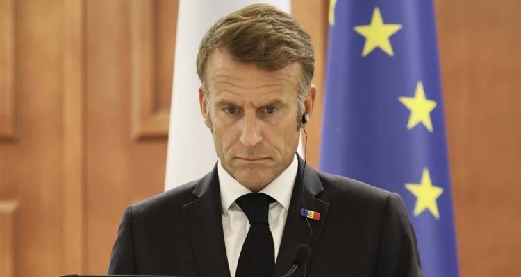 Κρίση στη Γαλλία: Ποιον θα ορίσει πρωθυπουργό ο Μακρόν μετά την πτώση Μπαϊρού | Κεντρώο, αριστερό ή τεχνοκράτη;