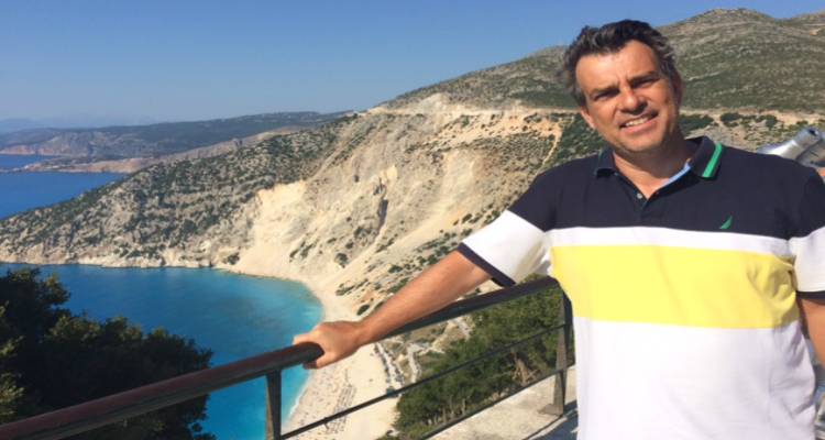 &Eta; &epsilon;&upsilon;&chi;ή &nu;&alpha; &epsilon;ί&nu;&alpha;&iota; &kappa;&alpha;&lambda;&omicron;&tau;ά&xi;&iota;&delta;&omicron; έ&nu;&alpha; &nu;έ&omicron; &xi;&epsilon;&chi;&omega;&rho;&iota;&sigma;&tau;ό &beta;&iota;&beta;&lambda;ί&omicron; &gamma;&iota;&alpha; &tau;&omicron;&nu; &tau;&omicron;&upsilon;&rho;&iota;&sigma;&mu;ό &mu;&alpha;&sigmaf;!