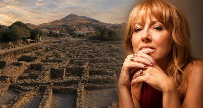 &Tau;&omicron; &laquo;Kournos Festival&raquo; &kappa;&alpha;&iota; &tau;&omicron; &laquo;Ό&lambda;&eta; &eta; &Epsilon;&lambda;&lambda;ά&delta;&alpha; έ&nu;&alpha;&sigmaf; &Pi;&omicron;&lambda;&iota;&tau;&iota;&sigma;&mu;ό&sigmaf;&raquo; &phi;έ&rho;&nu;&omicron;&upsilon;&nu; &sigma;&tau;&eta; &Lambda;ή&mu;&nu;&omicron; &tau;&eta;&nu; Έ&lambda;&lambda;&eta; &Pi;&alpha;&sigma;&pi;&alpha;&lambda;ά