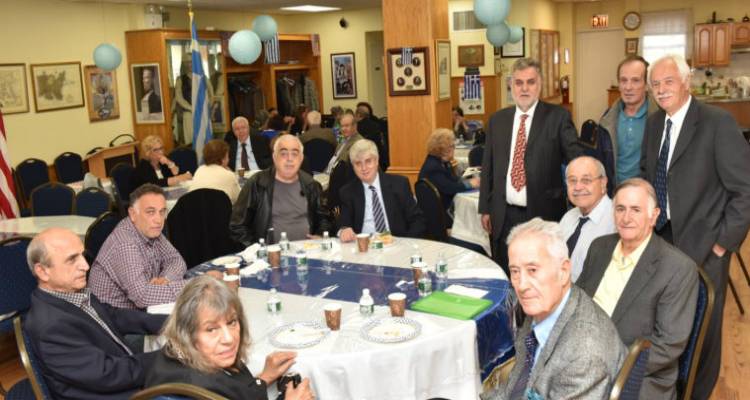 &Phi;&omega;&tau;&omicron;&gamma;&rho;&alpha;&phi;ί&alpha;: &laquo;&Epsilon;&theta;&nu;&iota;&kappa;ό&sigmaf; &Kappa;ή&rho;&upsilon;&xi;&raquo; - &Kappa;ώ&sigma;&tau;&alpha;&sigmaf; &Mu;&pi;έ&eta;