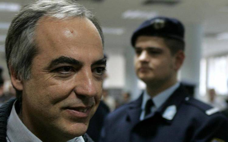 &laquo;&Epsilon;ί&nu;&alpha;&iota; &kappa;ά&tau;&iota; &chi;&epsilon;&iota;&rho;ό&tau;&epsilon;&rho;&omicron; &alpha;&pi;ό &alpha;&nu;ή&theta;&iota;&kappa;&omicron; &alpha;&upsilon;&tau;ό &tau;&omicron; &beta;&iota;&beta;&lambda;ί&omicron;· &epsilon;ί&nu;&alpha;&iota; &kappa;&alpha;&kappa;&omicron;&gamma;&rho;&alpha;&mu;&mu;έ&nu;&omicron;&raquo;