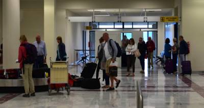 &Pi;ό&sigma;&alpha; &chi;&rho;ή&mu;&alpha;&tau;&alpha; &kappa;&epsilon;&rho;&delta;ί&zeta;&omicron;&upsilon;&mu;&epsilon; &alpha;&pi;ό &tau;&omicron;&nu; &Tau;&omicron;&upsilon;&rho;&iota;&sigma;&mu;ό;