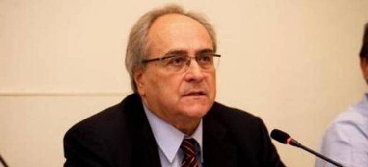 Mήνυση στον Λαζαρίδη καταθέτει αύριο ο Νίκος Κωνσταντόπουλος για τη θεωρία των άκρων