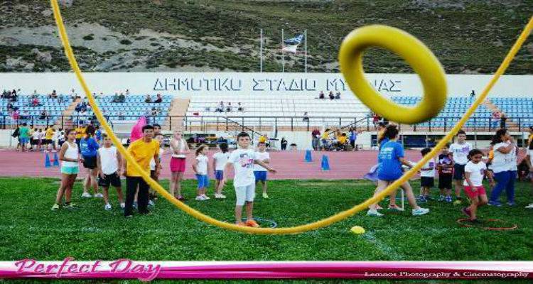 &laquo;&Eta;&mu;&epsilon;&rho;ί&delta;&alpha; &Sigma;&tau;ί&beta;&omicron;&upsilon; OPEN&raquo; &kappa;&alpha;&iota; &pi;&alpha;&rho;&omicron;&upsilon;&sigma;ί&alpha;&sigma;&eta; &tau;&eta;&sigmaf; &mu;&alpha;&sigma;&kappa;ό&tau; &alpha;&pi;ό &tau;&eta;&nu; &Alpha;.&Epsilon;. &Lambda;ή&mu;&nu;&omicron;&upsilon;