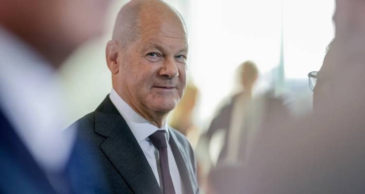 Τι σημαίνει για τον Σολτς η οριακή νίκη του SPD στο Βρανδεμβούργο -Η πρώτη ανάλυση