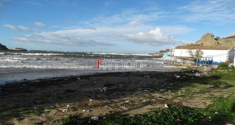 &Kappa;&alpha;&iota;&rho;ό&sigmaf;: &Alpha;&lambda;&lambda;ά&zeta;&epsilon;&iota; &alpha;&pi;ό&tau;&omicron;&mu;&alpha; &tau;&omicron; &sigma;&kappa;&eta;&nu;&iota;&kappa;ό &alpha;&pi;ό &tau;&eta;&nu; &Pi;&alpha;&rho;&alpha;&sigma;&kappa;&epsilon;&upsilon;ή | &Alpha;&rho;&nu;&alpha;&omicron;ύ&tau;&omicron;&gamma;&lambda;&omicron;&upsilon;: Έ&rho;&chi;&omicron;&nu;&tau;&alpha;&iota; &kappa;&alpha;&tau;&alpha;&iota;&gamma;ί&delta;&epsilon;&sigmaf; &alpha;&pi;&rho;ό&beta;&lambda;&epsilon;&pi;&tau;&eta;&sigmaf; έ&nu;&tau;&alpha;&sigma;&eta;&sigmaf;