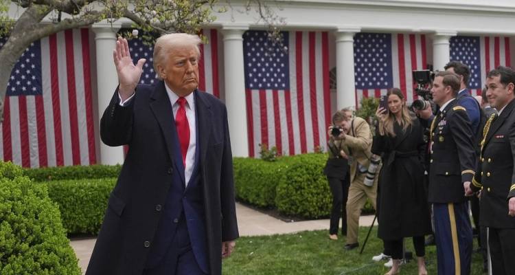 Σε ισχύ το δεύτερο κύμα των δασμών του Τραμπ σε δεκάδες χώρες, στο 104% στην Κίνα -Εμπορικός πόλεμος σε εξέλιξη