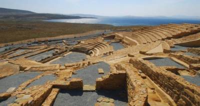 Sold out &eta; &pi;&alpha;&rho;ά&sigma;&tau;&alpha;&sigma;&eta; &tau;&omicron;&upsilon; &Gamma;&upsilon;&mu;&nu;&alpha;&sigma;ί&omicron;&upsilon; &Lambda;&iota;&beta;&alpha;&delta;&omicron;&chi;&omega;&rho;ί&omicron;&upsilon;