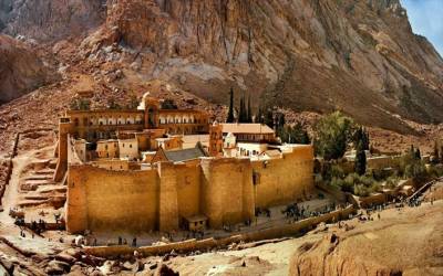 Μονή Σινά: Ο Γεραπετρίτης την Τετάρτη στο Κάιρο για συνομιλίες με τον Αιγύπτιο ΥΠΕΞ