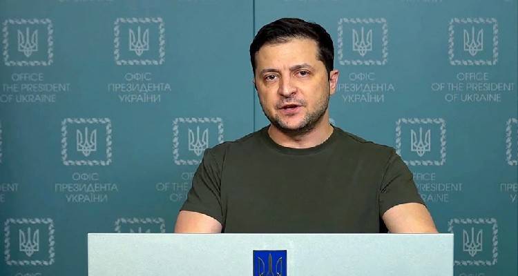 &Zeta;&epsilon;&lambda;έ&nu;&sigma;&kappa;&iota;: &Delta;&epsilon;&nu; &theta;&alpha; &pi;&alpha;&rho;&alpha;&delta;&omicron;&theta;ώ &pi;&omicron;&tau;έ, &alpha;&nu; &eta; &Rho;&omega;&sigma;ί&alpha; &pi;ά&rho;&epsilon;&iota; &tau;&eta;&nu; &Omicron;&upsilon;&kappa;&rho;&alpha;&nu;ί&alpha;, &theta;&alpha; &kappa;&upsilon;&nu;&eta;&gamma;ή&sigma;&epsilon;&iota; &tau;&iota;&sigmaf; &chi;ώ&rho;&epsilon;&sigmaf; &tau;&eta;&sigmaf; &Beta;&alpha;&lambda;&tau;&iota;&kappa;ή&sigmaf;