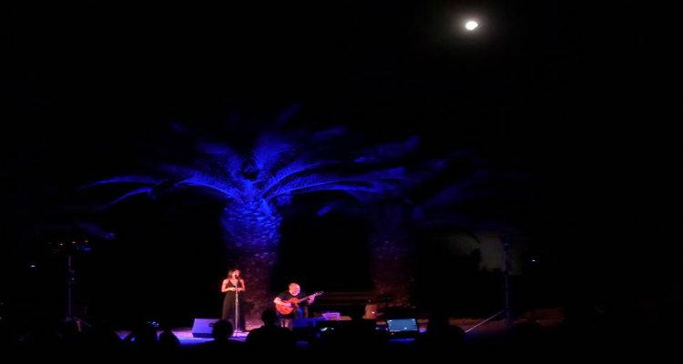 Αρχαία Πολιόχνη Λήμνου: Π. Μάργαρης και Β. Στεφάνου «έντυσαν» μουσικά την Αυγουστιάτικη πανσέληνο