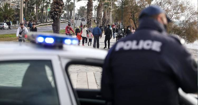 &Alpha;&pi;&omicron;&kappa;&alpha;&lambda;&upsilon;&pi;&tau;&iota;&kappa;ά &sigma;&tau;&omicron;&iota;&chi;&epsilon;ί&alpha; &gamma;&iota;&alpha; &tau;&eta;&nu; &epsilon;&gamma;&kappa;&lambda;&eta;&mu;&alpha;&tau;&iota;&kappa;ό&tau;&eta;&tau;&alpha; &alpha;&nu;&eta;&lambda;ί&kappa;&omega;&nu; | &Omicron;&iota; &sigma;&upsilon;&mu;&mu;&omicron;&rho;ί&epsilon;&sigmaf; &pi;&omicron;&upsilon; &phi;&tau;&iota;ά&chi;&nu;&omicron;&upsilon;&nu;, &omicron;&iota; &eta;&lambda;&iota;&kappa;ί&epsilon;&sigmaf;