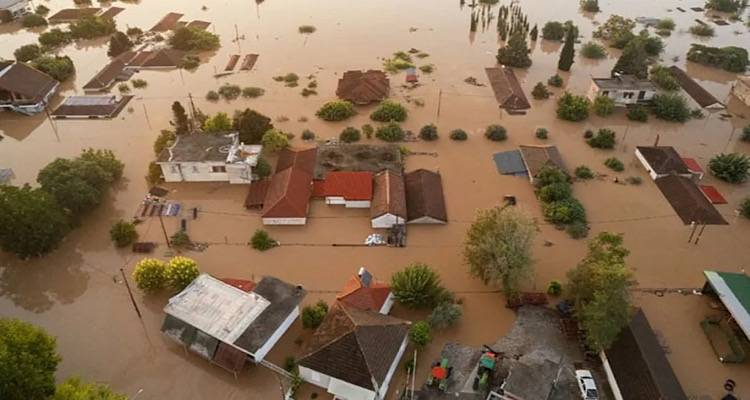 &Lambda;ή&mu;&nu;&omicron;&sigmaf;: &Omicron; Ά&gamma;&iota;&omicron;&sigmaf; &Delta;&eta;&mu;ή&tau;&rho;&iota;&omicron;&sigmaf; &sigma;&tau;&omicron; &pi;&lambda;&epsilon;&upsilon;&rho;ό &tau;&omega;&nu; &pi;&lambda;&eta;&mu;&mu;&upsilon;&rho;&omicron;&pi;&alpha;&theta;ώ&nu; &omicron;&iota;&kappa;&omicron;&gamma;&epsilon;&nu;&epsilon;&iota;ώ&nu;