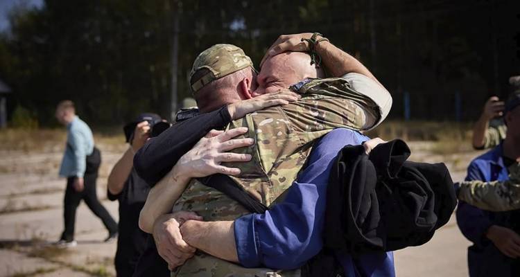 Η Ρωσία παρέδωσε στην Ουκρανία κατάλογο με ονόματα 1.000 αιχμαλώτων πολέμου που θα ανταλλαγούν