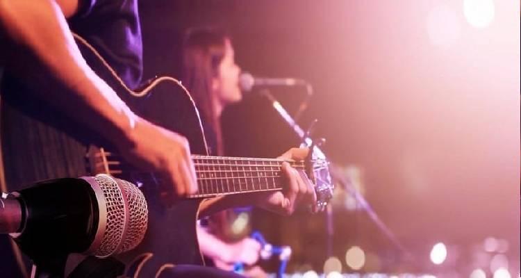 Λήμνος: Σύλληψη 41χρονου υπεύθυνου καταστήματος για παραβάσεις του νόμου περί μουσικής