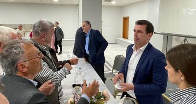 &Kappa;&alpha;&iota;&rho;ί&delta;&eta;&sigmaf;: &laquo;&Mu;έ&sigma;&alpha; &sigma;&tau;&omicron; 2024 &theta;&alpha; &epsilon;&phi;&alpha;&rho;&mu;&omicron;&sigma;&tau;&epsilon;ί &eta; Visa Express &kappa;&alpha;&iota; &sigma;&tau;&eta; &Lambda;ή&mu;&nu;&omicron;&raquo;. (Video + mp3)